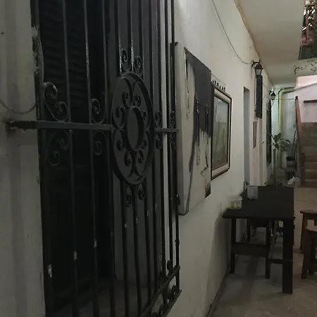Pensión La Muralla